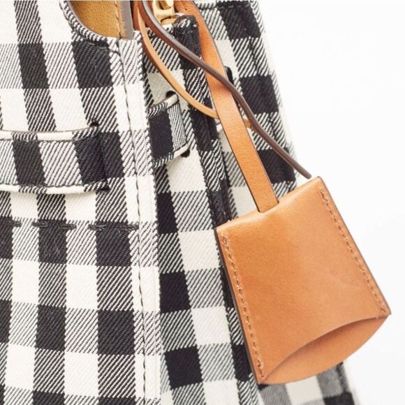 🐢 Tory Burch Black/White Checkered Canvas Lee Radziwill Top Handle Bag - Picture 14 of 17